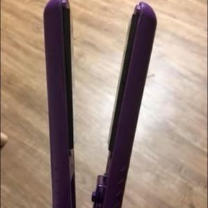 Royale professional straightener